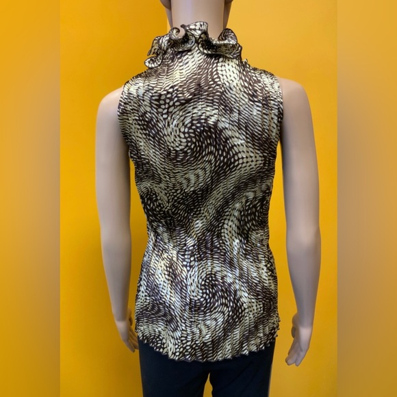 Serenade - Picture 2 of 2